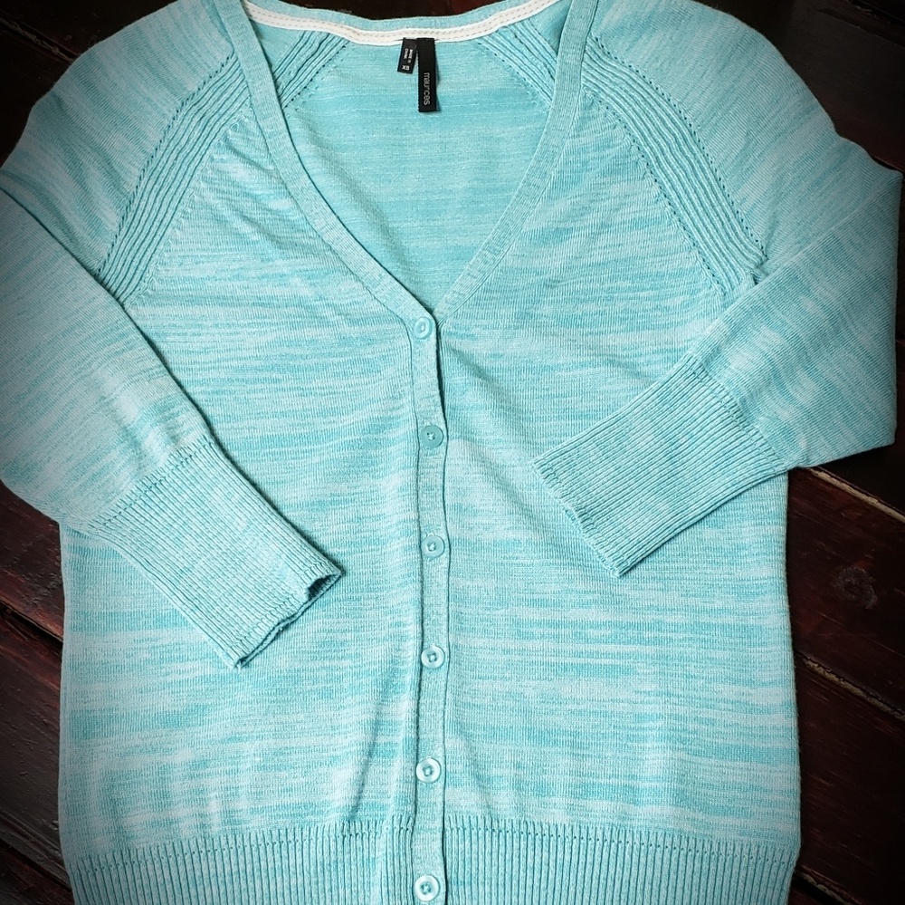 Ladies Button-Up Sweater Top-xs